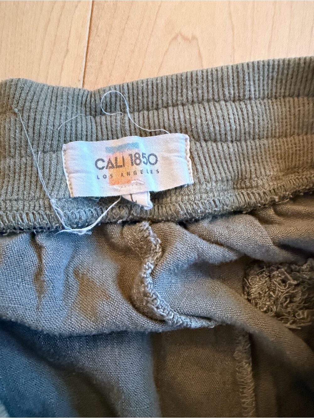 Cali 1850 Los Angeles Women's Jogger Sweatpants - Size Large (Olive/Green) - Picture 3 of 6